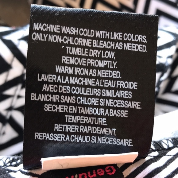 Volcom black and white Chevron pattern pants, 11 - Picture 16 of 16